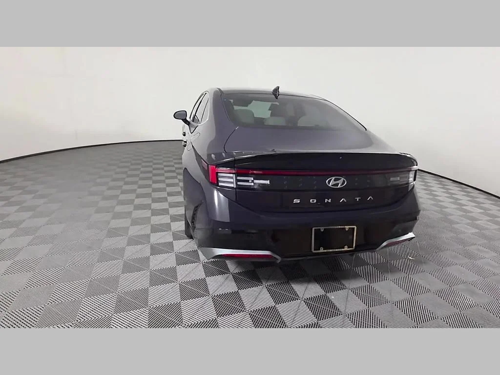 Used 2024 Carbon Blue Hyundai SEL image 40