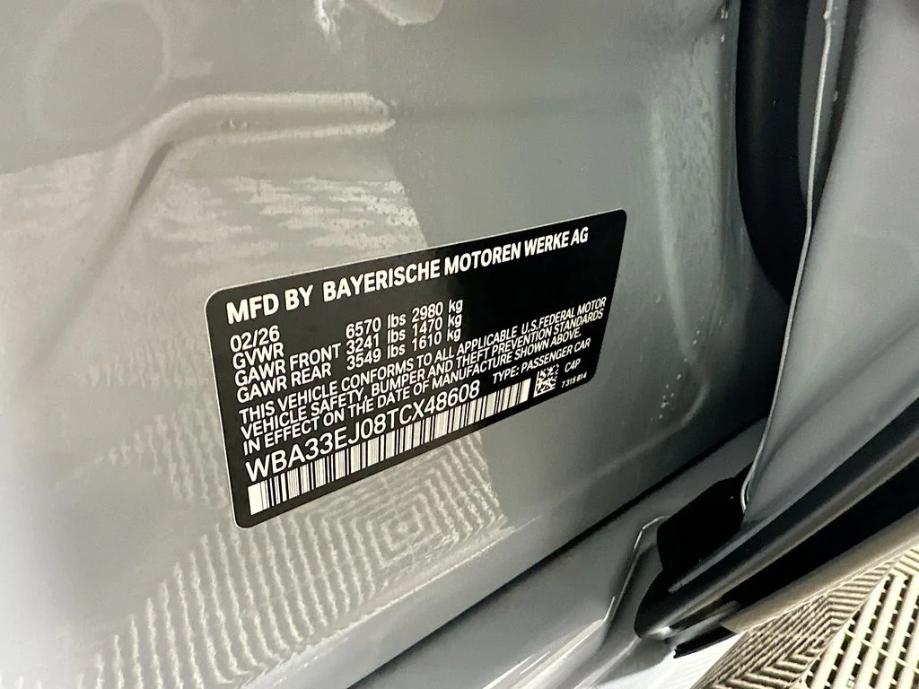2026 BMW 7 Series 760i - Photo 32