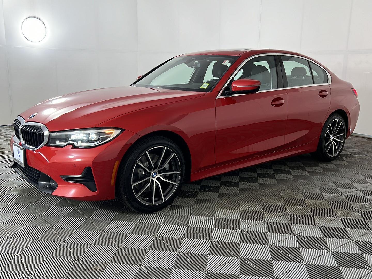 Used 2019 Melbourne Red Metallic BMW 330i xDrive image 12