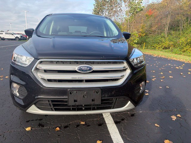Used 2019 Black Ford SE image 7