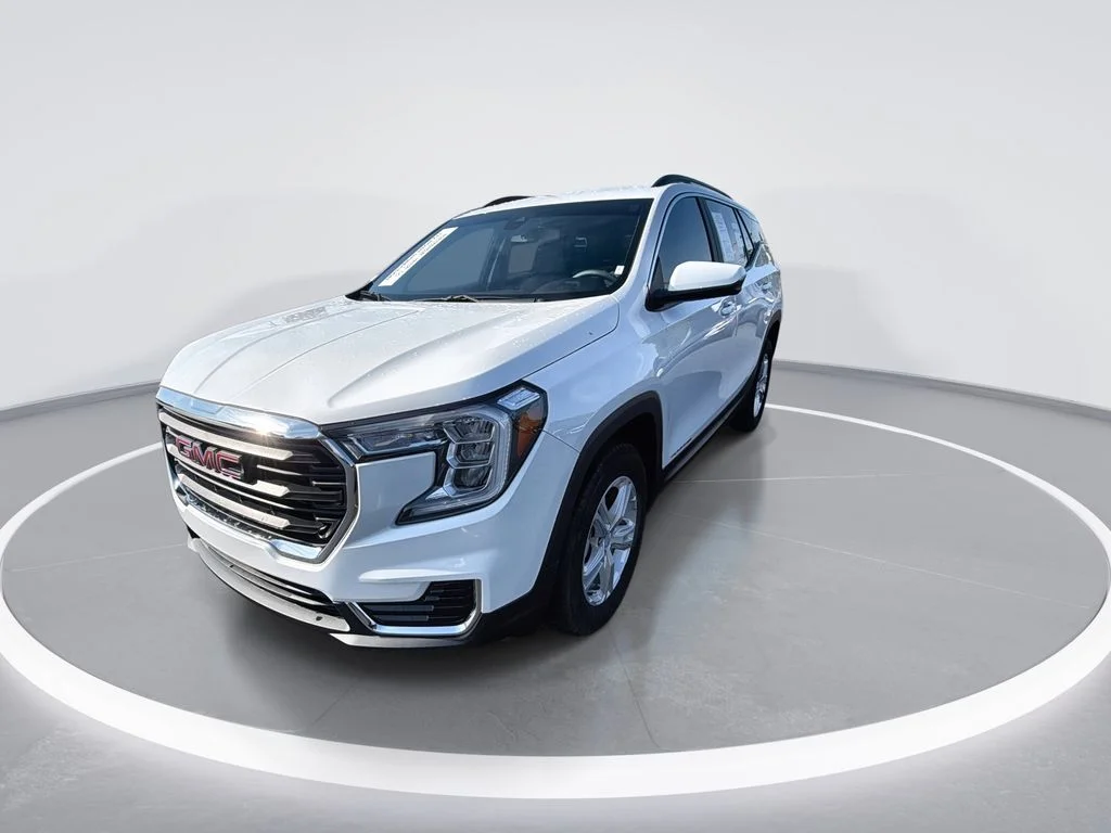 Certified Used 2023 White GMC SLE image 4