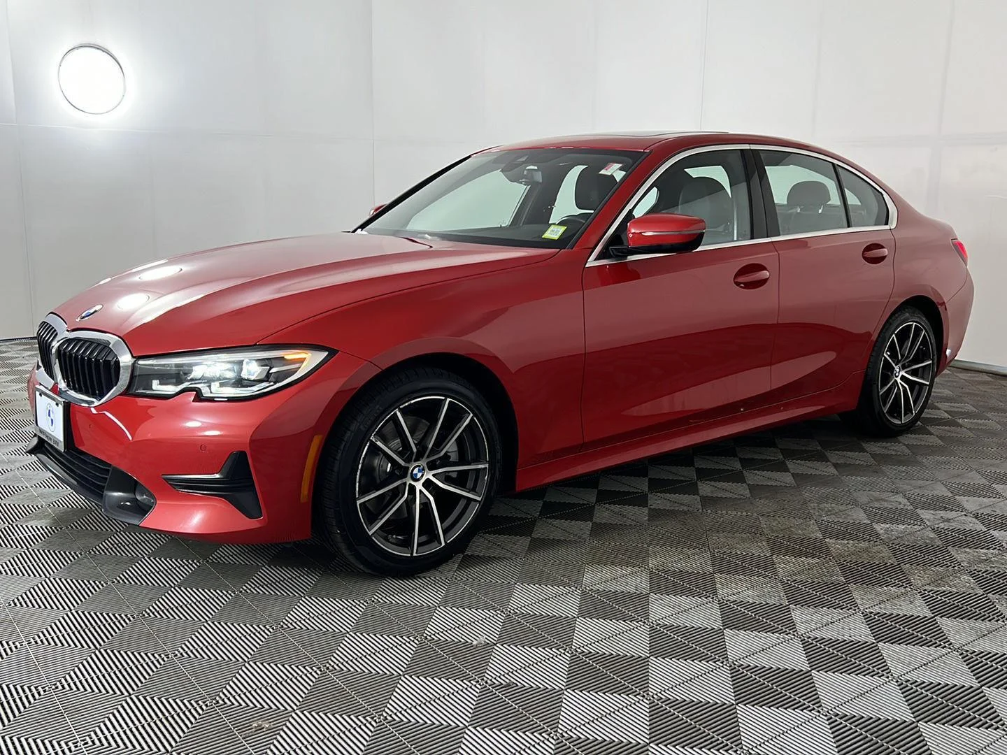 Used 2019 Melbourne Red Metallic BMW 330i xDrive image 12