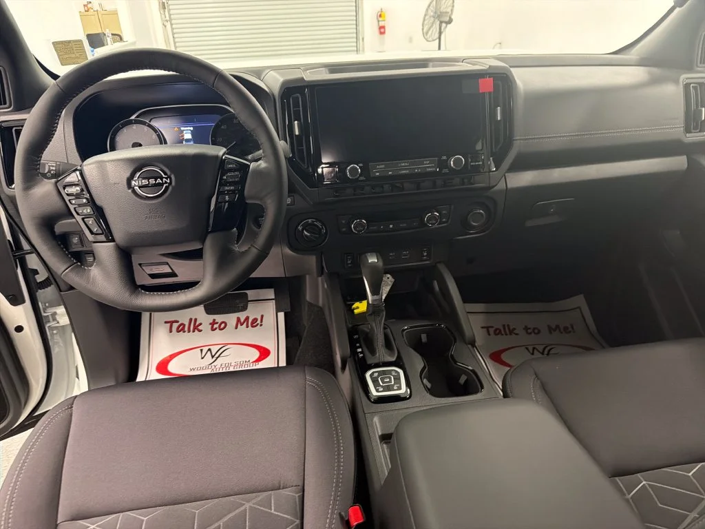 New 2027 Glacier White Nissan Crew Cab SV image 14