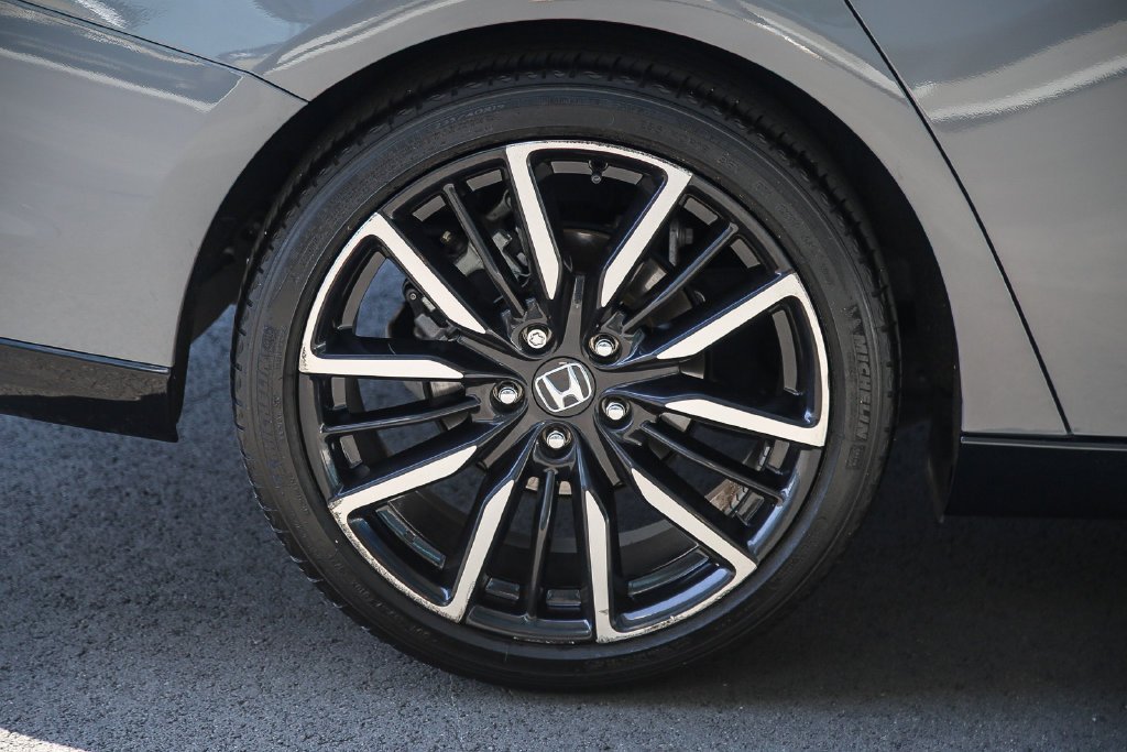 2024 Honda Accord Hybrid Touring - Photo 9