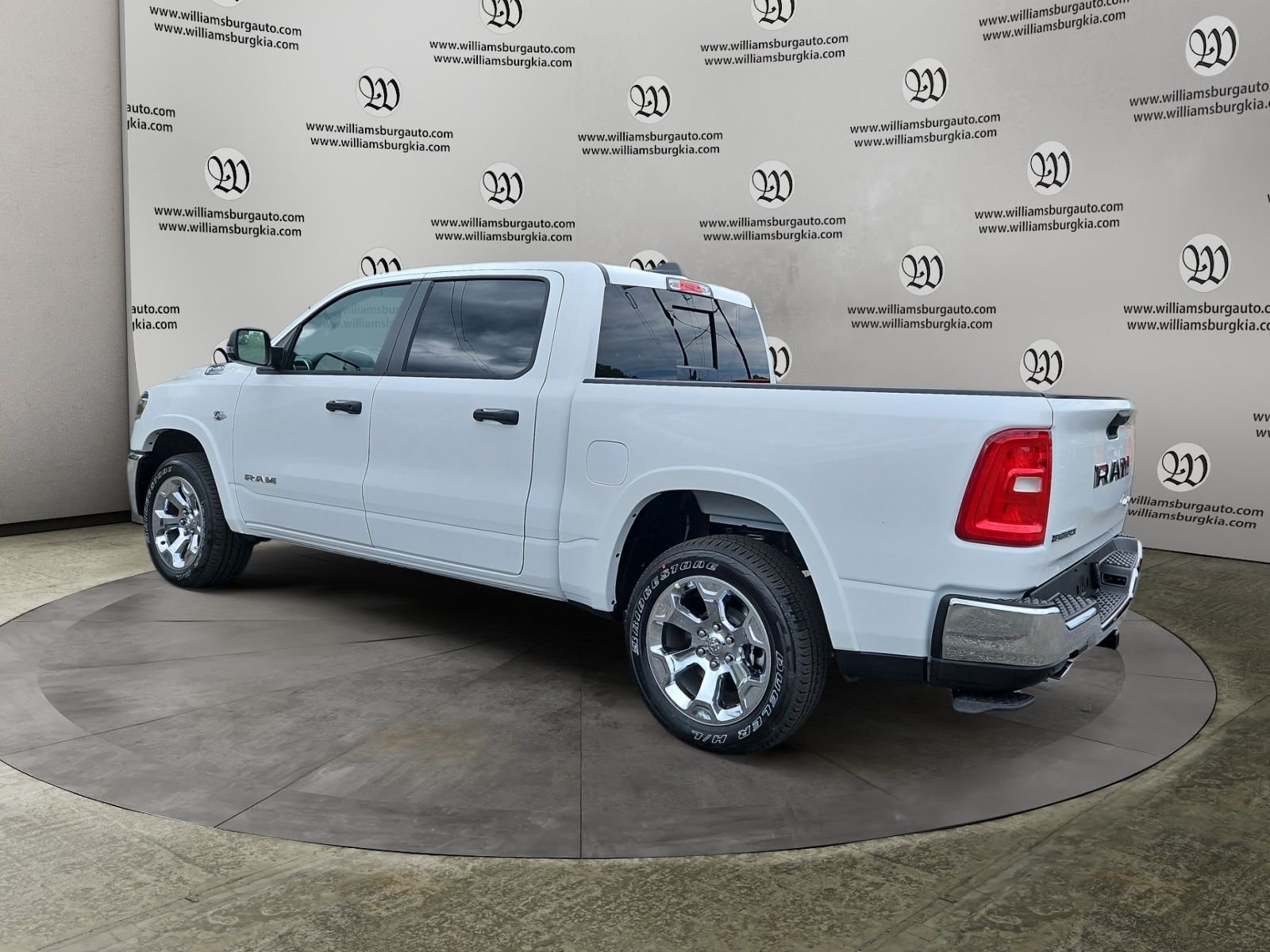 New 2026 Bright White Clear-Coat Exterior Paint RAM Big Horn/Lone Star image 3