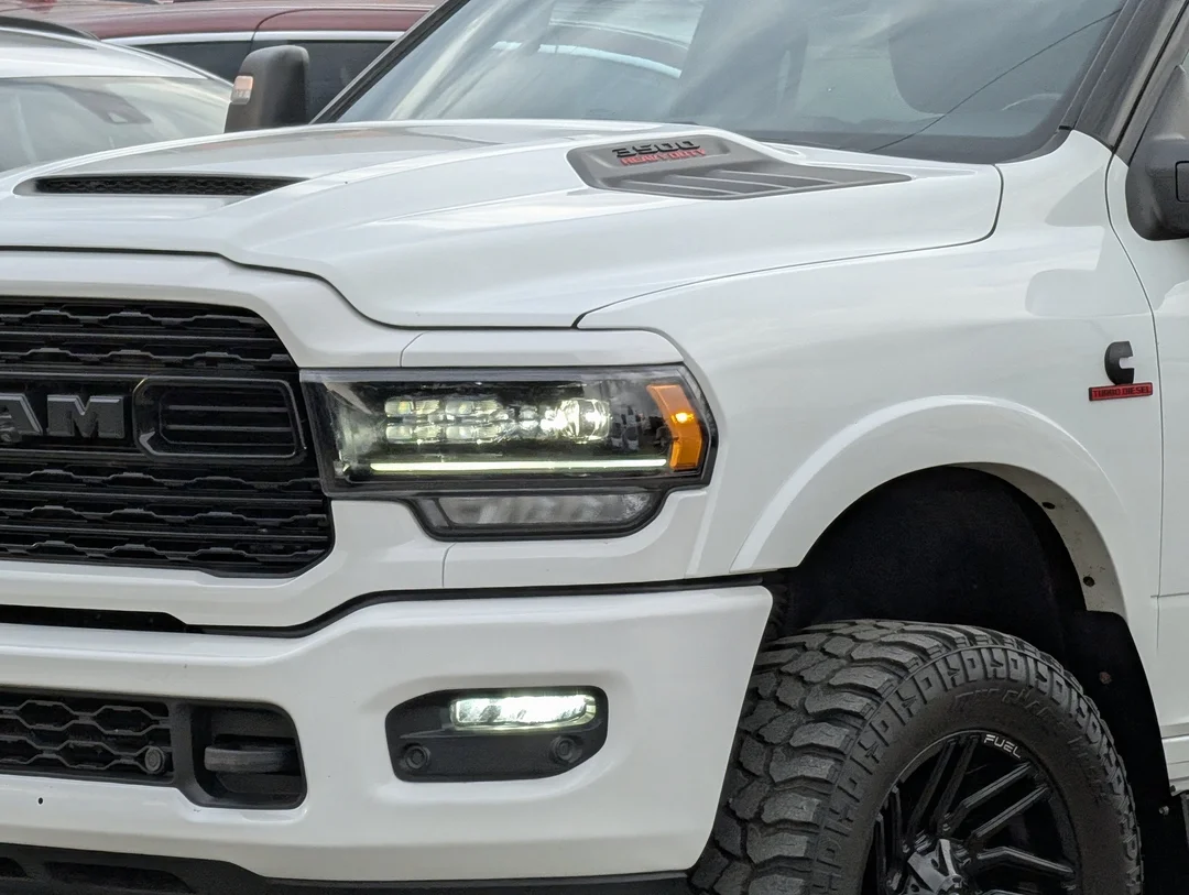Certified Used 2024 White RAM Limited - Mega Cab - Cummins Turbo Diesel - Air Suspension - Leather - 12 Uconnect & More! image 10