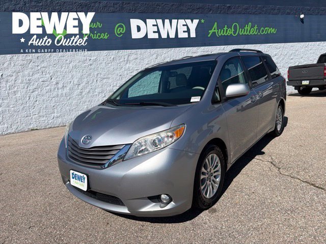 2012 Toyota Sienna