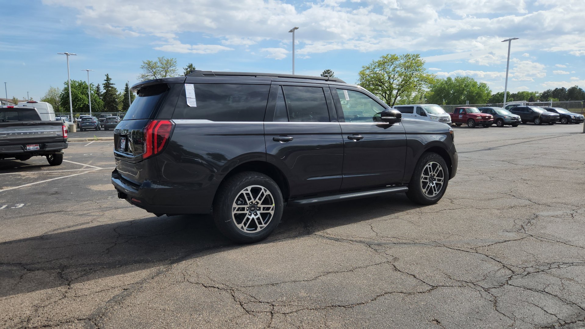 New 2026 Dark Matter Gray Metallic Ford Active image 14