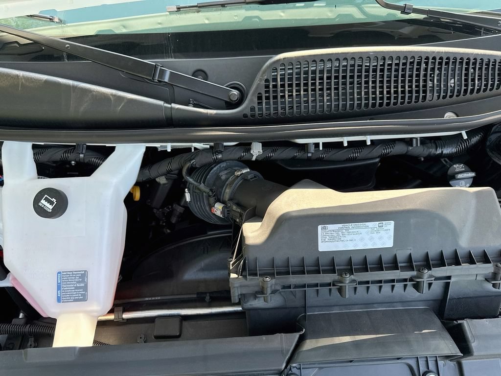 2026 Chevrolet Express Cargo Work Van - Photo 31