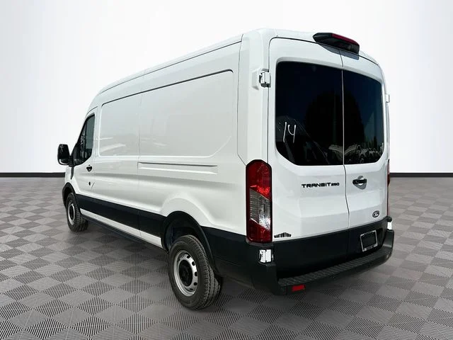 New 2026 Oxford White Ford Base image 4