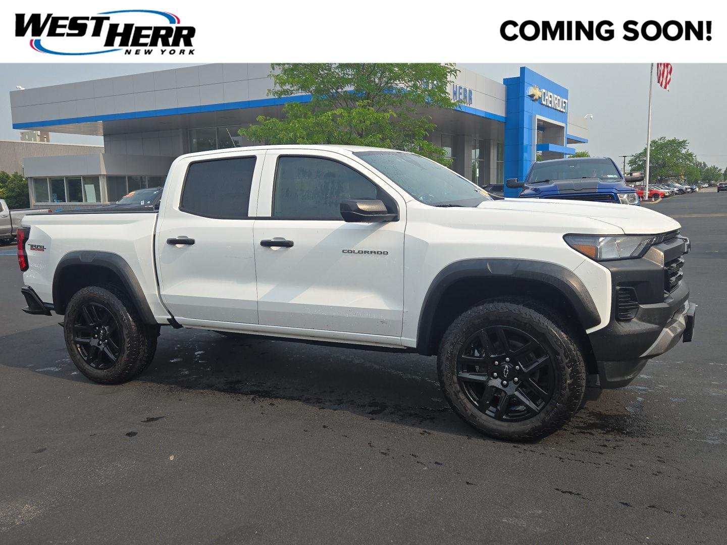 Used 2023 Summit White Chevrolet 4WD Trail Boss image 1