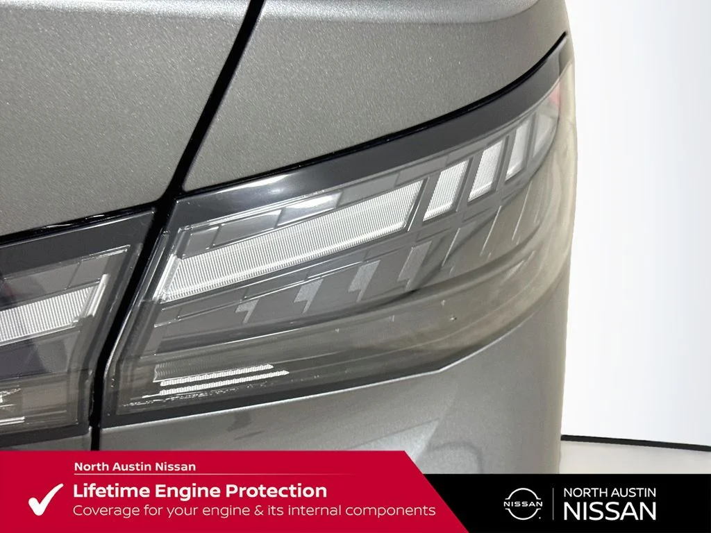 New 2027 Gray Nissan S image 30