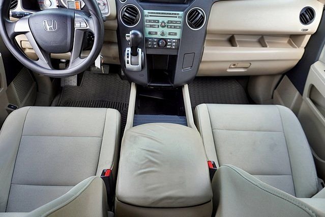 Used 2009 Gray Honda LX image 20