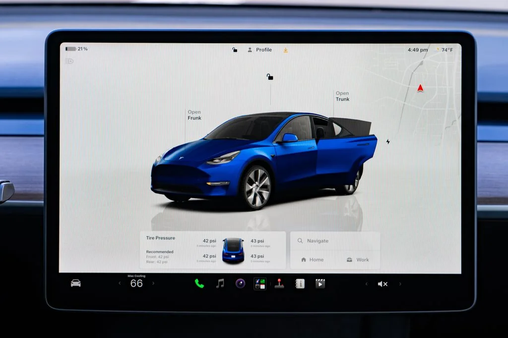 Used 2023 Blue Tesla Long Range image 13