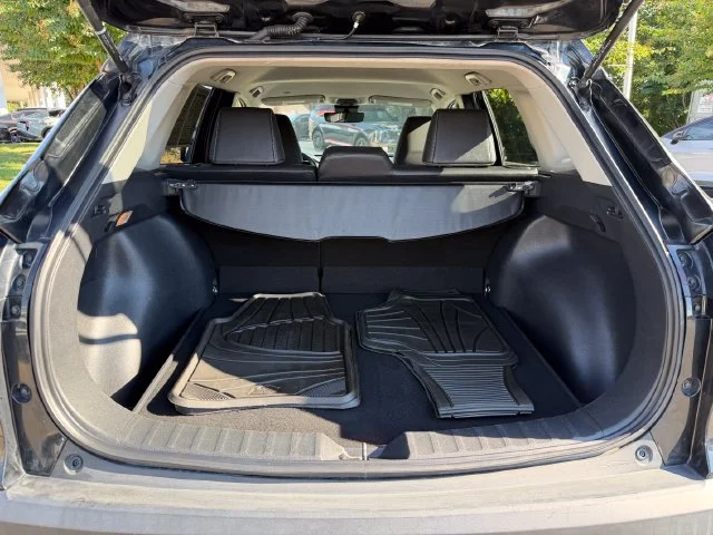 Used 2022 Jet Black Toyota XLE image 28