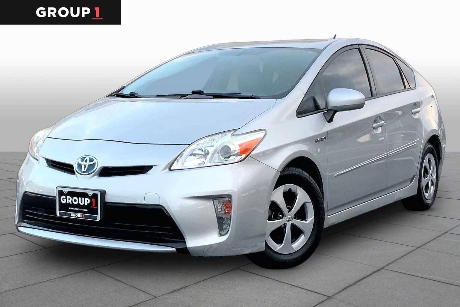 Pre-Owned 2015 Toyota Prius One