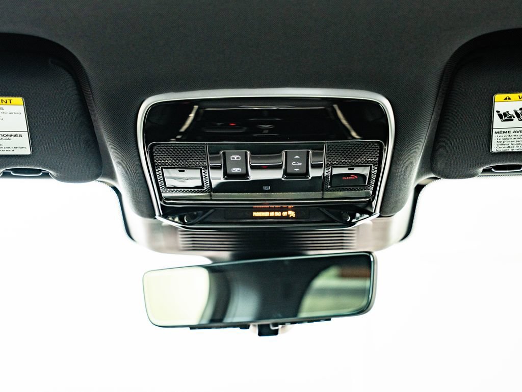 New 2026 Firenze Red Land Rover Dynamic SE image 39