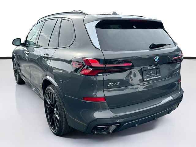 New 2026 Gray BMW sDrive40i image 4