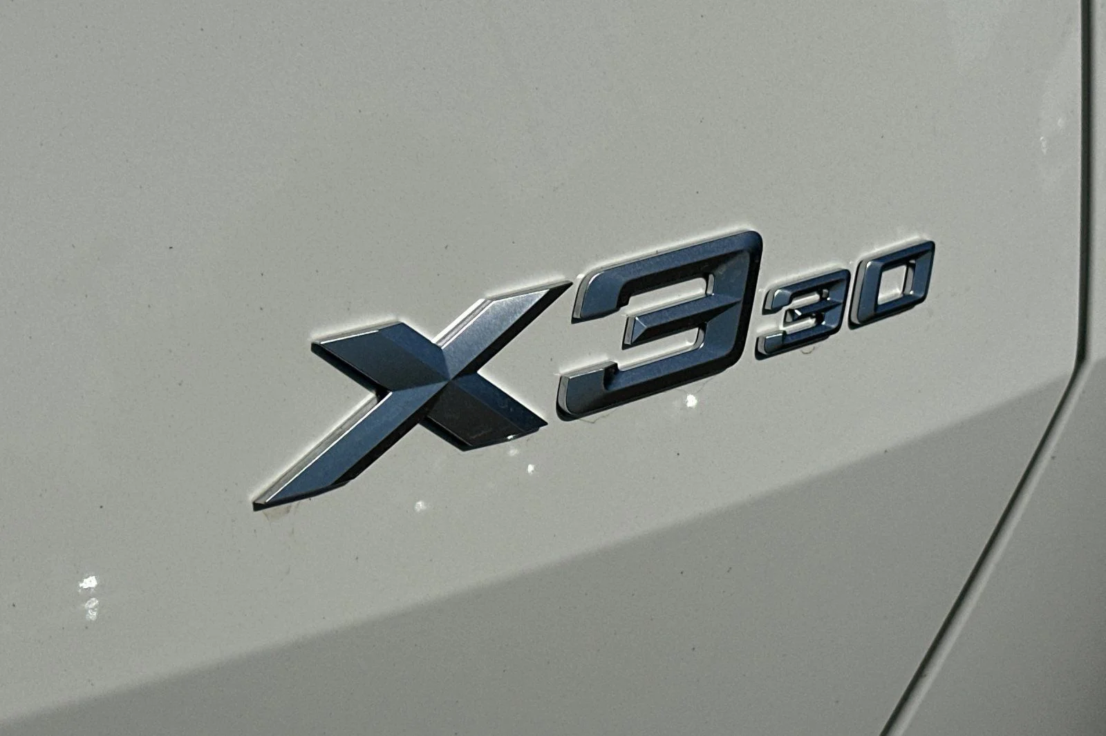 New 2026 Alpine White BMW 30 xDrive image 6