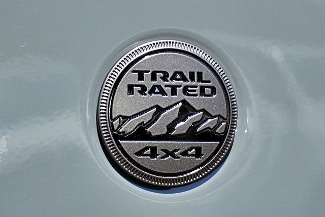 New 2025 Anvil Clear-Coat Exterior Paint Jeep Sport S image 12