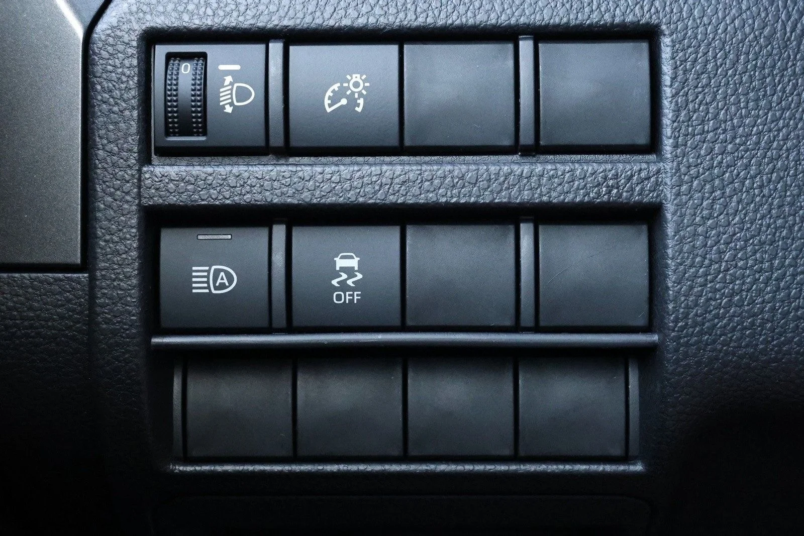 New 2026 Underground Toyota SR5 image 25