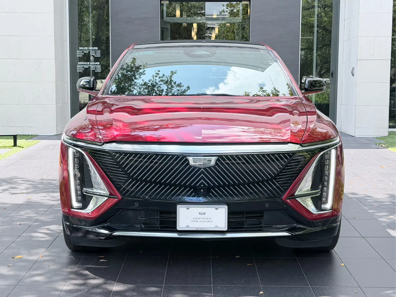 Certified 2024 Cadillac LYRIQ Luxury 1 with VIN 1GYKPPRKXRZ107643 for sale in Houston, TX