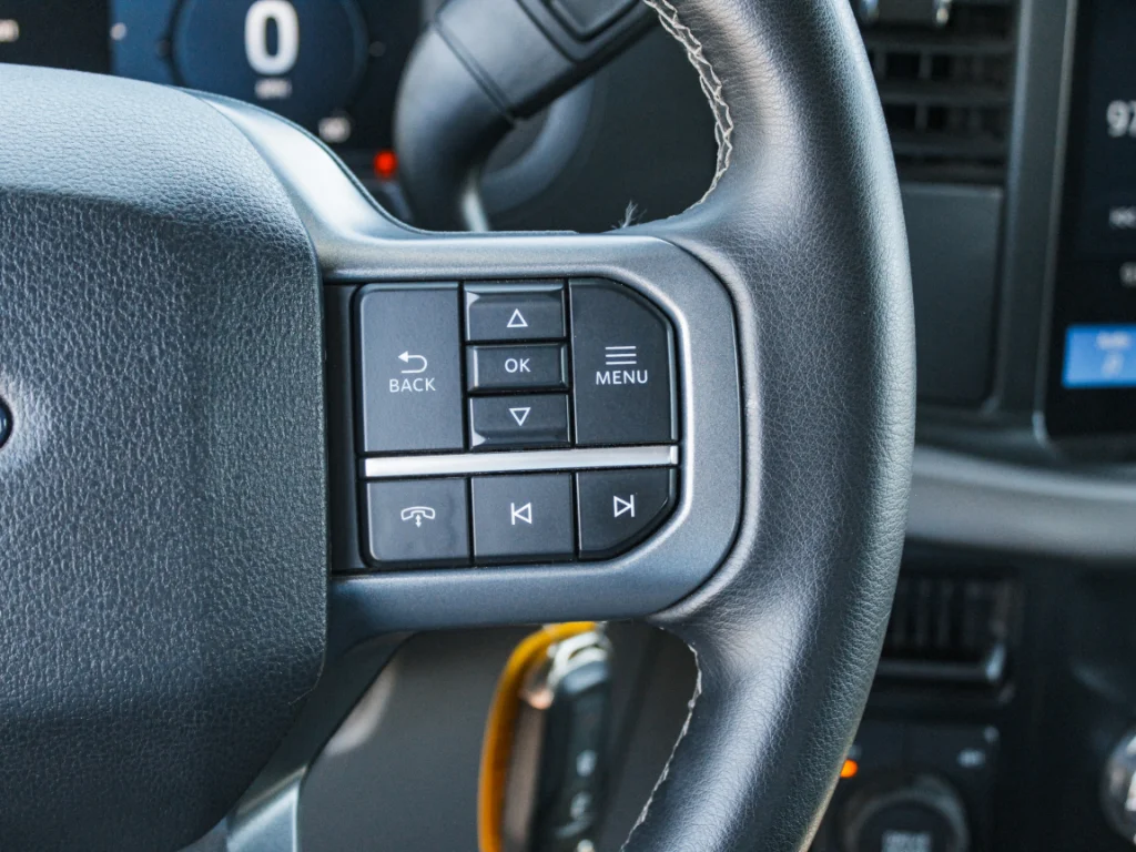 Used 2025 Black Ford XLT image 15