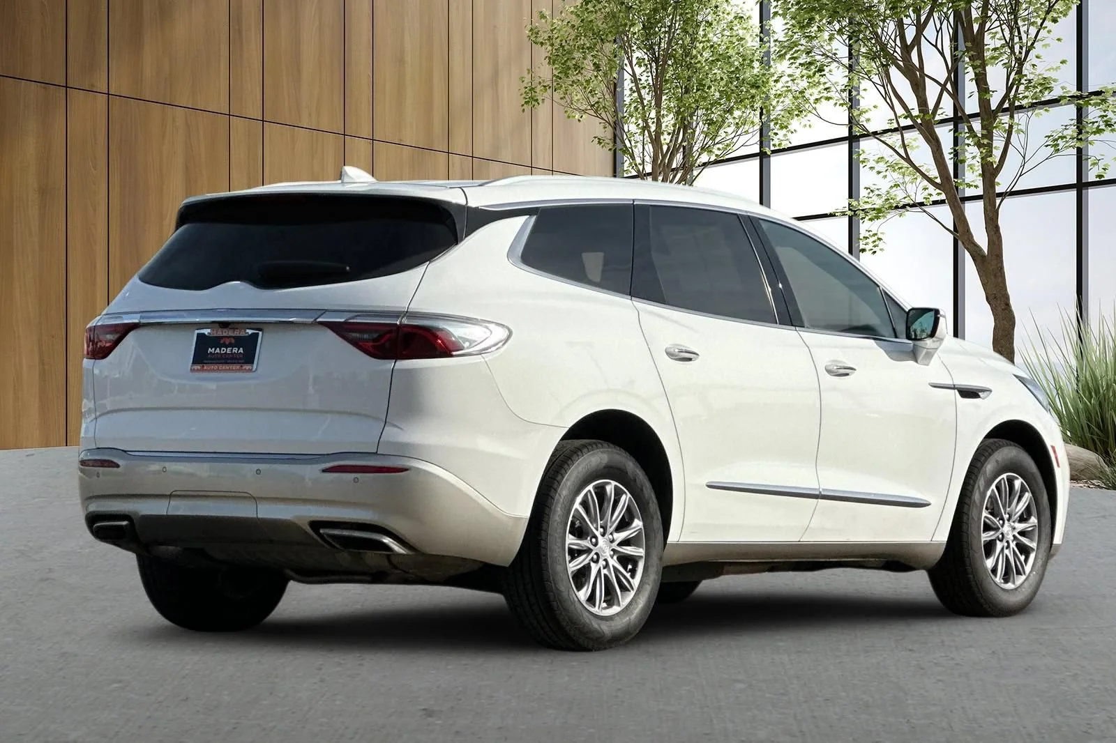 Used 2022 Summit White Buick Essence image 3