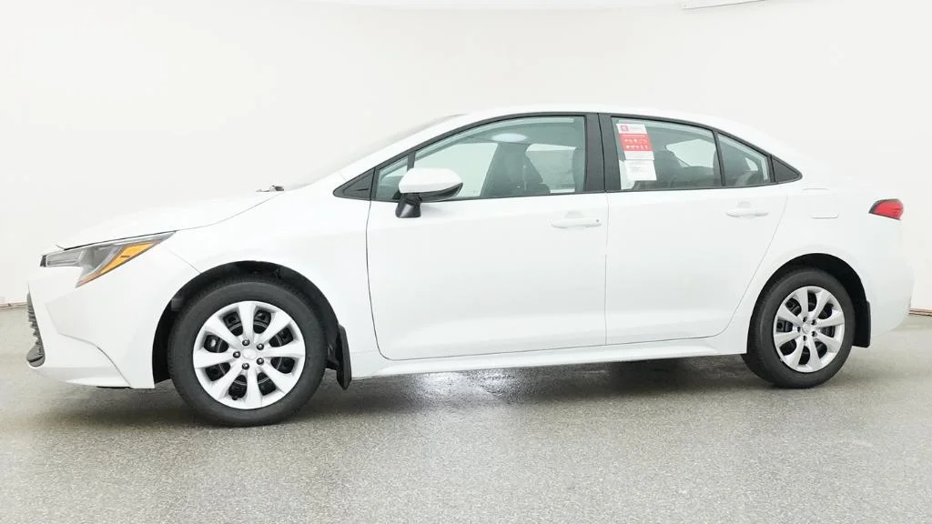 New 2026 Wind Chill Pearl Toyota LE image 22