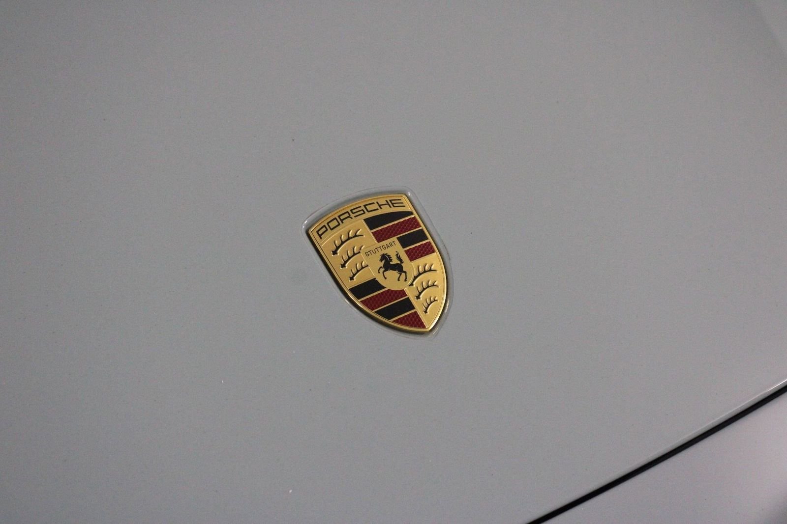 Certified Used 2025 Shade Green Metallic Porsche 4 image 27