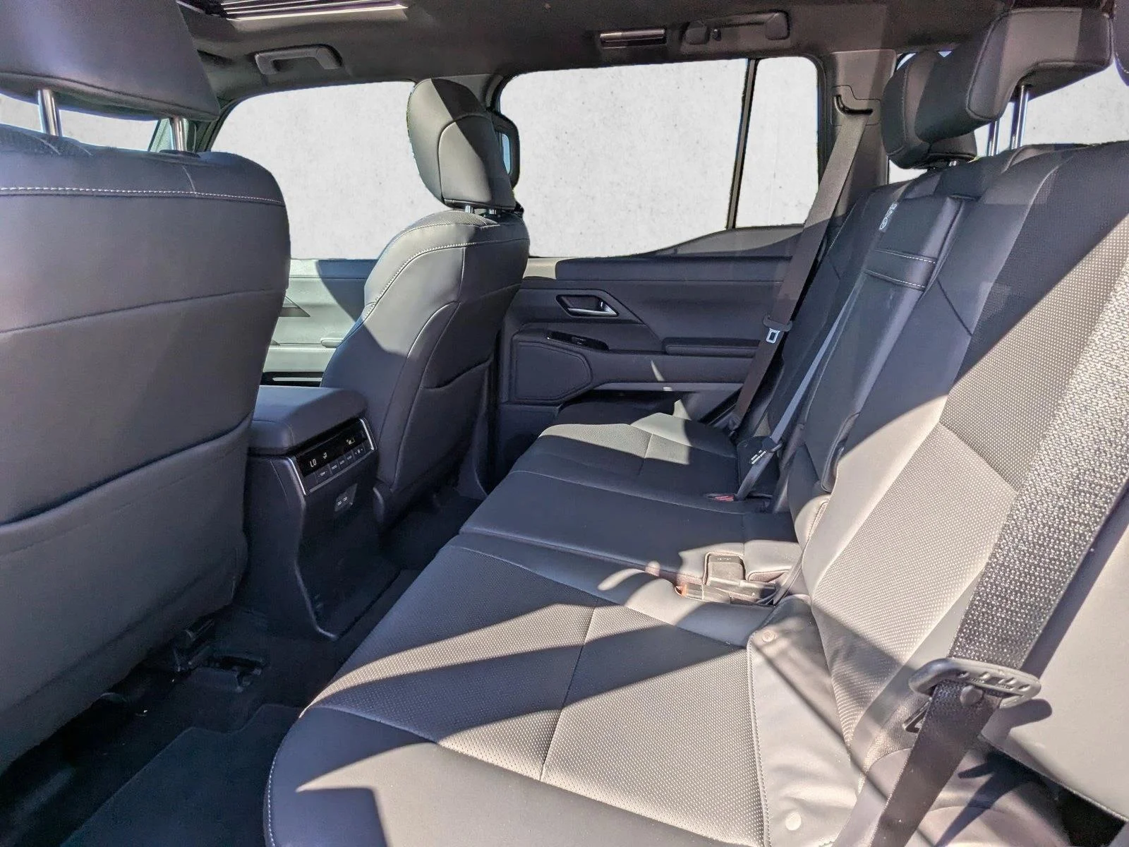 Used 2024 Atomic Silver Lexus PREMIUM image 18