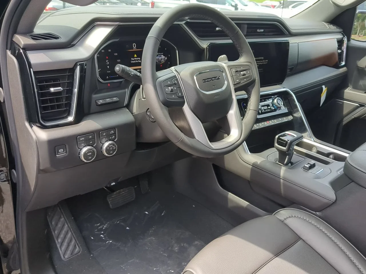 2026 GMC Sierra 1500 Denali - Photo 10