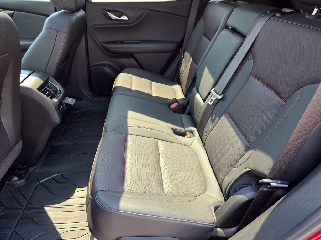 Used 2019 Cajun Red Tintcoat Chevrolet RS image 33