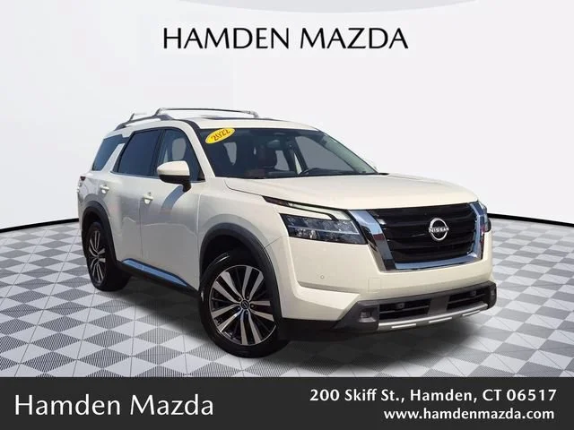 2022 Nissan Pathfinder Platinum