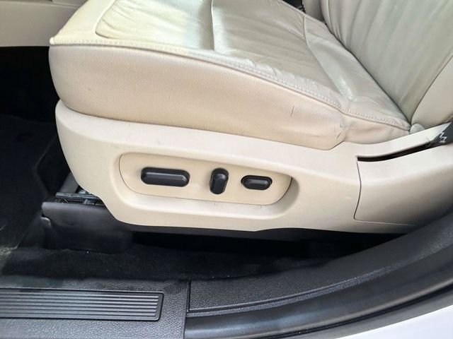 Used 2016 White Ford SEL image 17