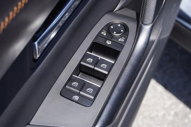 2025 Mazda CX-50 Premium Plus - Photo 16