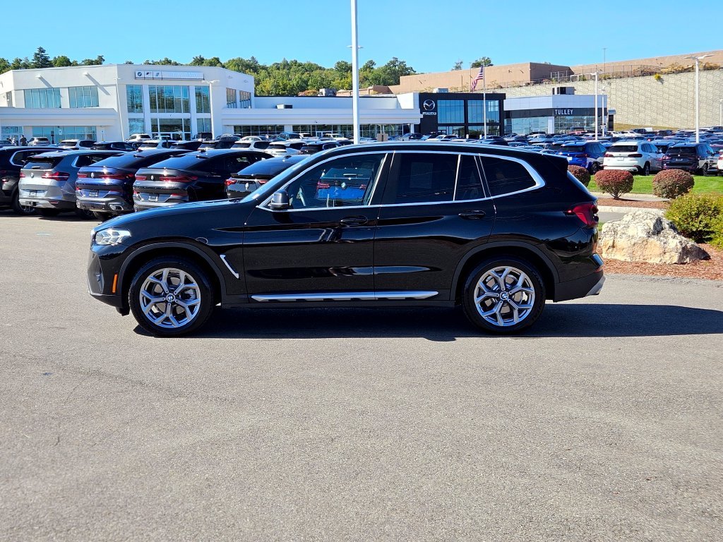 Used 2023 Jet Black BMW xDrive30i image 4
