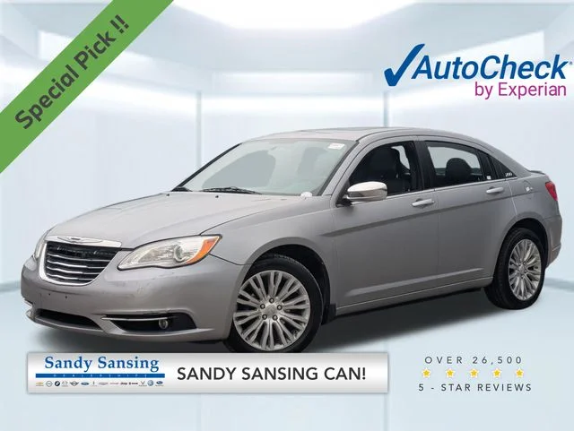 2013 Chrysler 200 Limited's photo