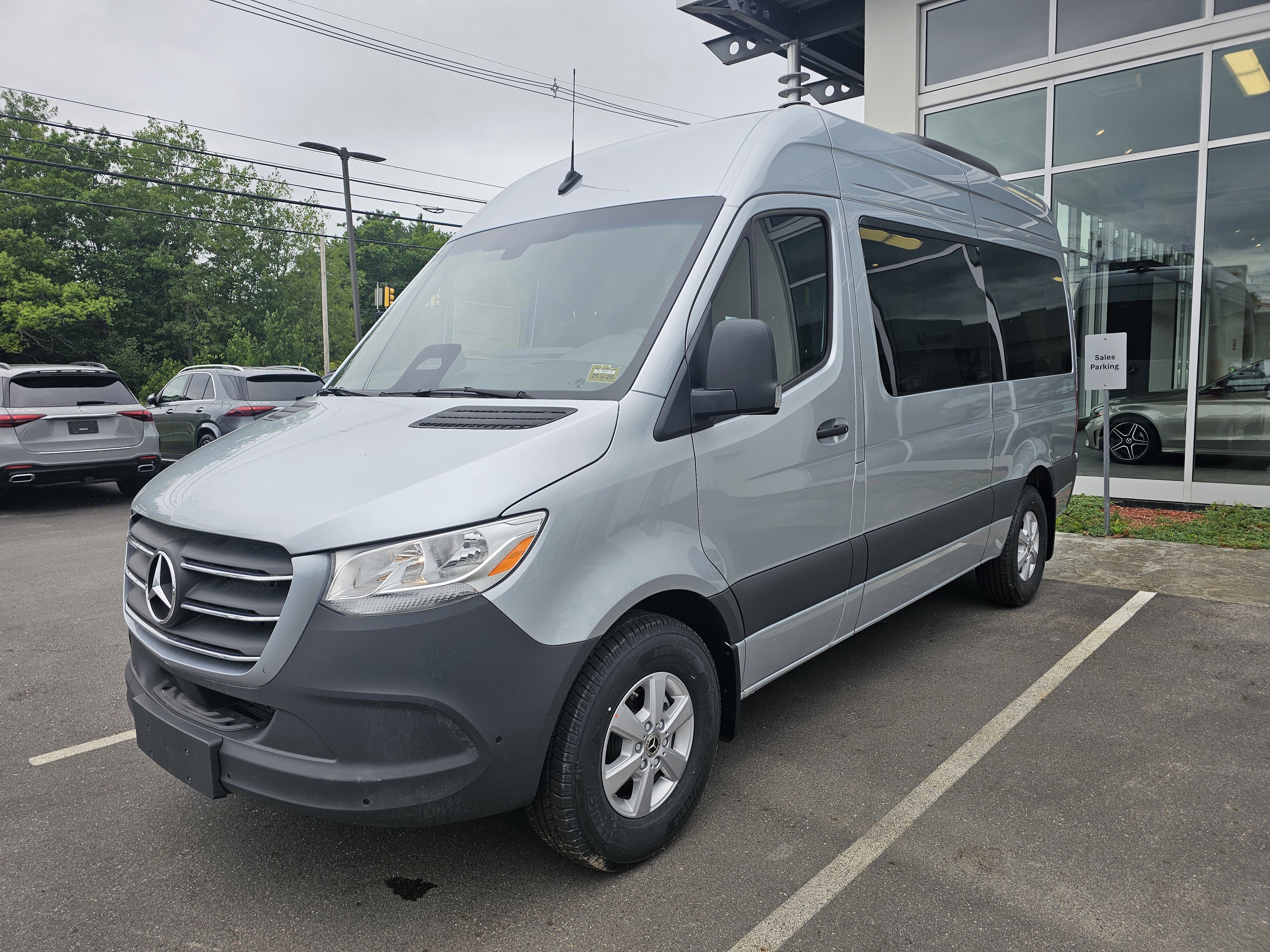 2025 Mercedes-Benz Sprinter 2500 144 WB HO's photo