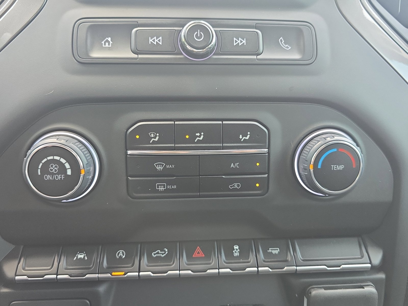 Used 2025 Summit White Chevrolet Custom image 18