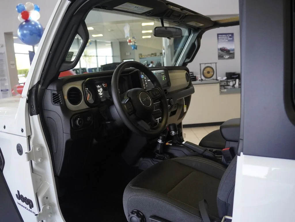 2026 Jeep Wrangler 2-Door Sport - Photo 18