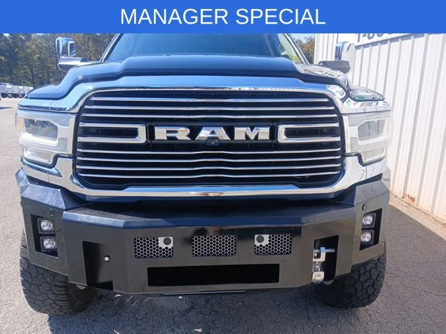 Used 2022 Black Ram Laramie image 15