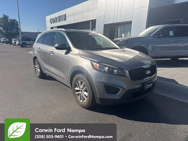 Used 2018 Gray Kia LX image 1