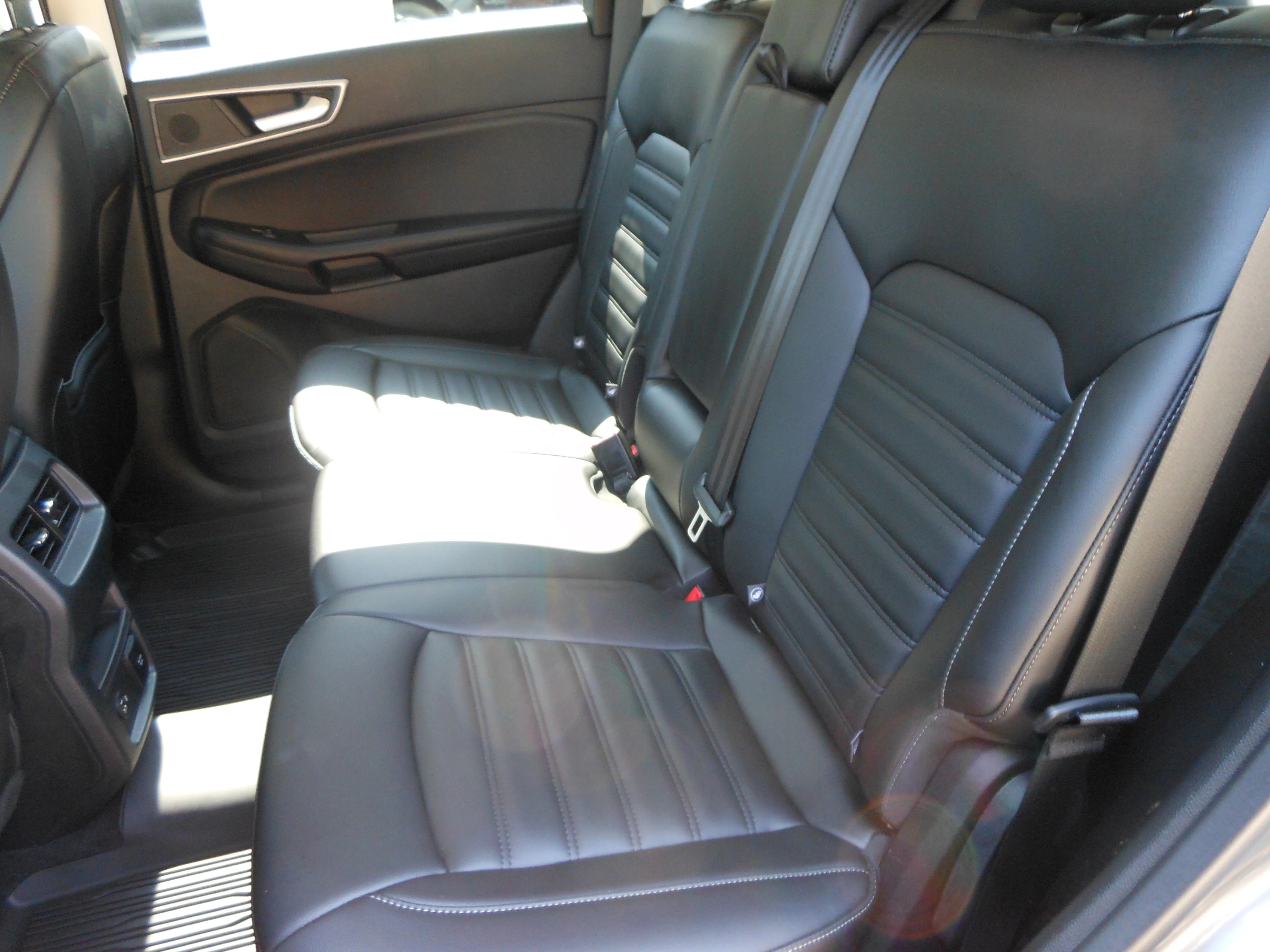 2022 Ford Edge SEL - Photo 8