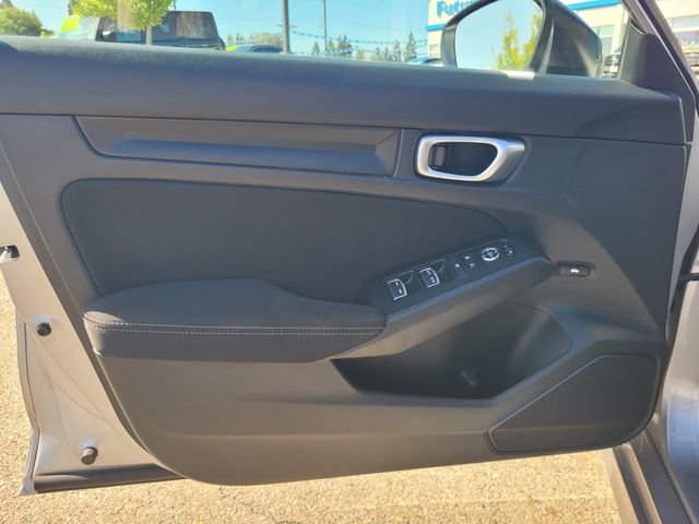 Used 2023  Honda Sport image 18