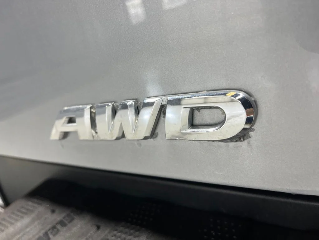 Certified Used 2017 Lunar Silver Metallic Honda RTL-E image 35
