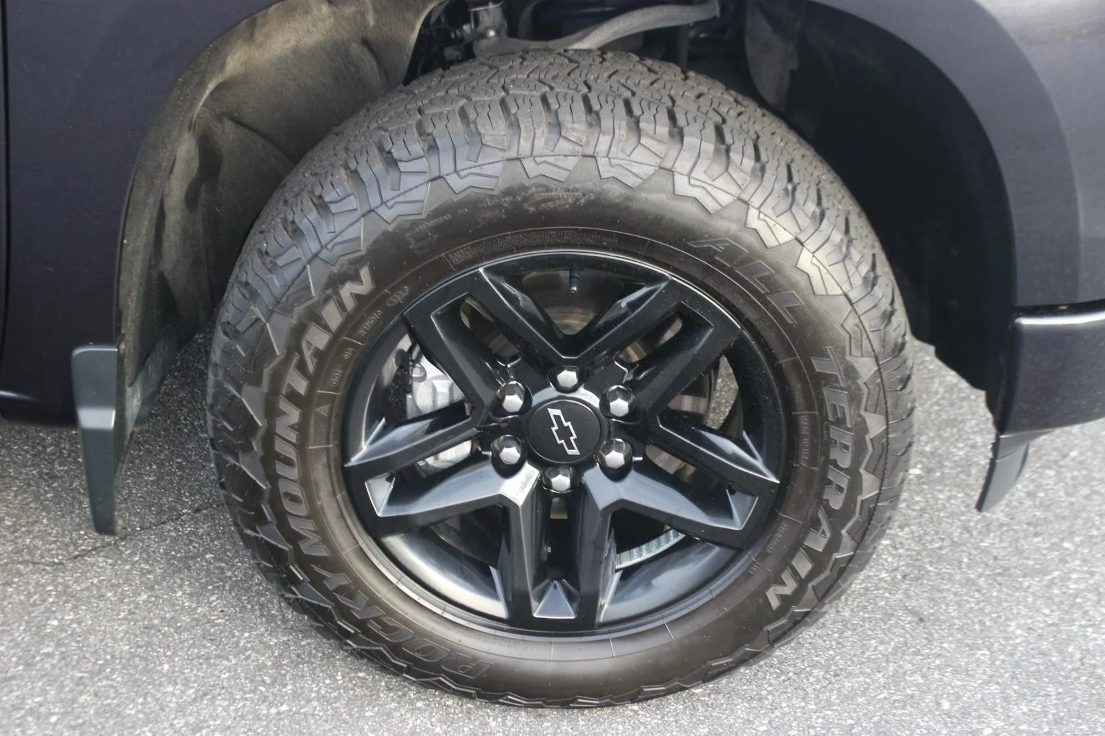 Used 2022 Dark Ash Metallic Chevrolet RST image 37