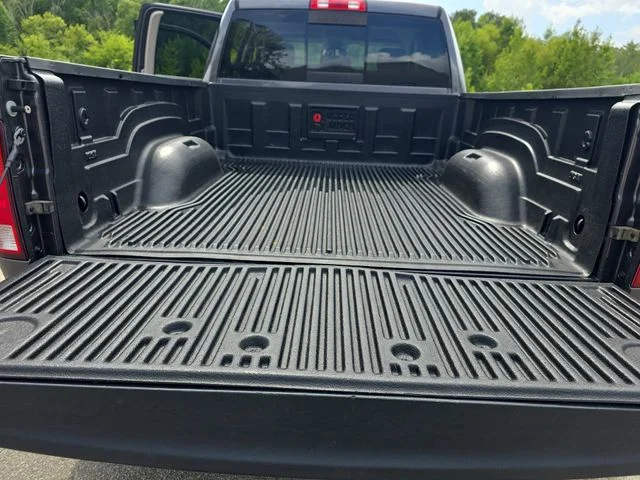 Used 2016 Gray Ram SLT image 13