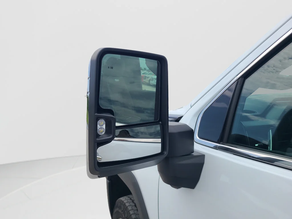 New 2026 Glacier White Tricoat GMC Denali Ultimate image 24