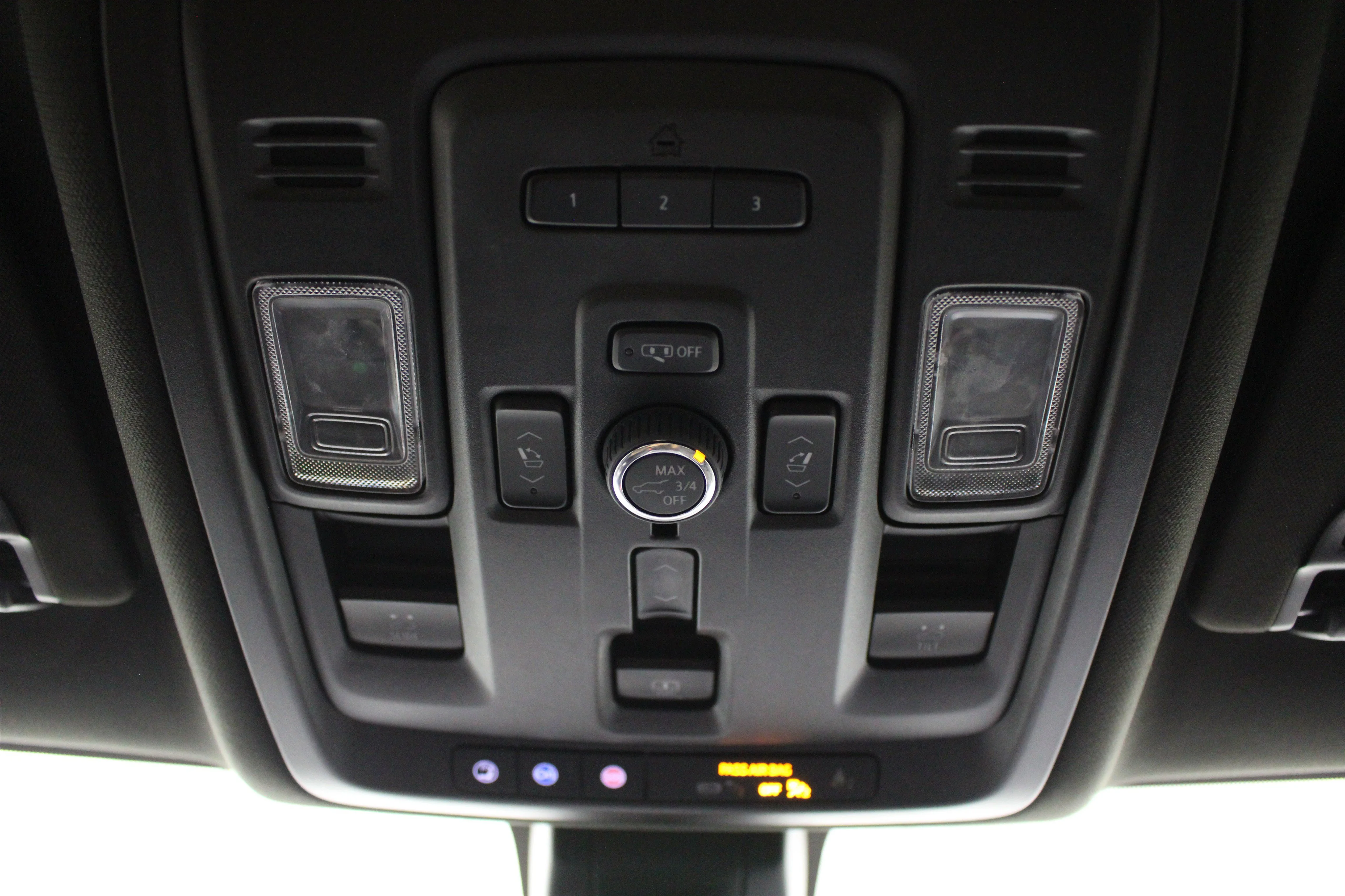 2022 GMC Yukon Denali - Photo 17